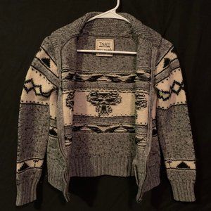 TNA Winter Sweater - Made with Lambs Wool! - Medium